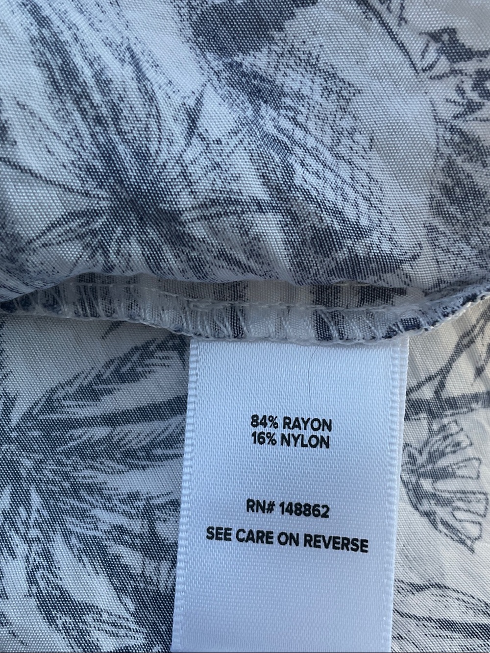 torrid White and Navy Palm-Print Midi Dress 3x/4x - Picture 8 of 8